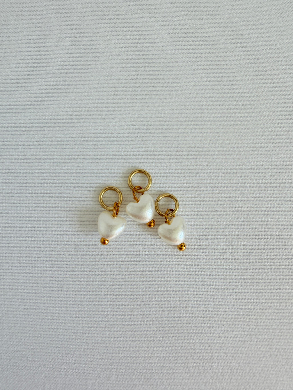 Micro Pearl Heart